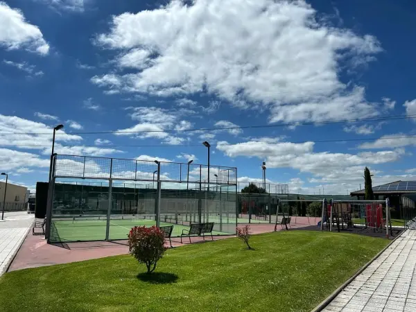 Padelplatz bei HQ La Galería, Kastilien und León - Foto 1