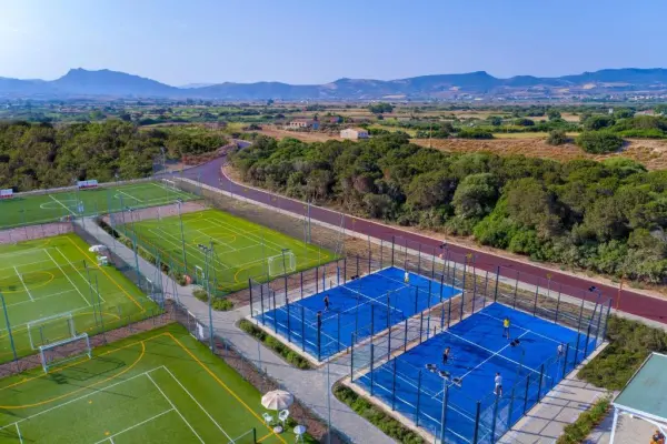 Padelplatz bei Is Serenas Badesi Village, Badesi - Foto 1