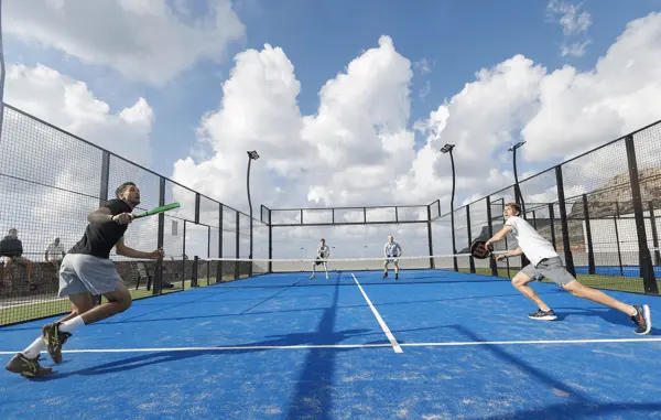 Padelplatz bei Kalimera Kriti Hotel & Village Resort, Kreta - Foto 1
