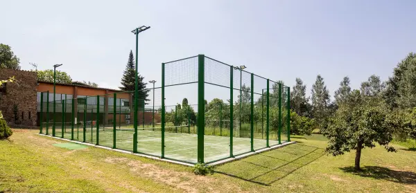 Padelplatz bei L'Era de Can Burguès, Girona - Foto 3