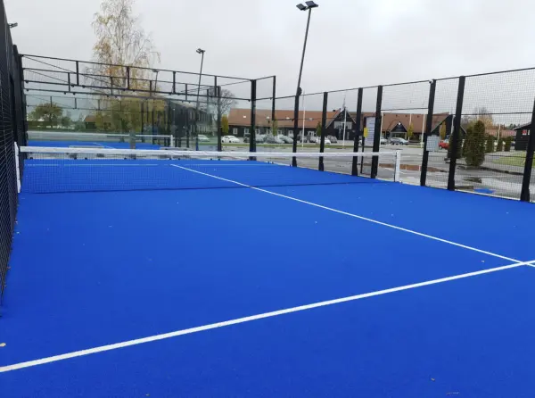 Padelplatz bei Lannalodge, Örebro - Foto 2