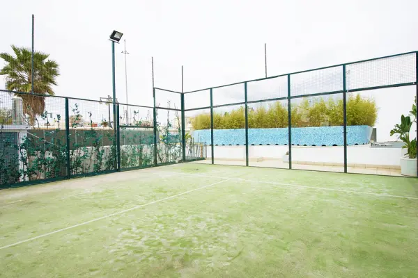 Padelplatz bei Las Arenas Balneario Resort, Region Valencia - Foto 2