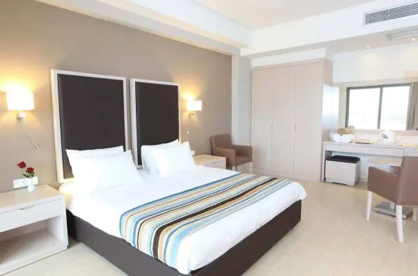 Levante Beach Resort - hotel photo 3