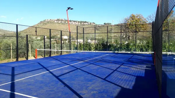 Padel court at Lo Scrigno Coltodino, Coltodino - photo 2
