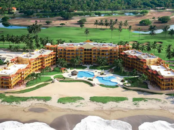 Luxury Suites By Estrella del Mar - hotel photo 1