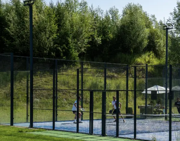 Padelplatz bei Modern Stay with Culture, Wallonien - Foto 2