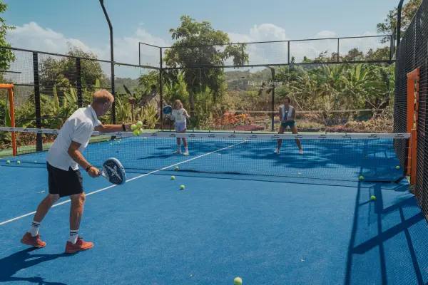 Padelplatz bei NIHI Sumba - 50 Best Hotels of the World, West-Sumba - Foto 2