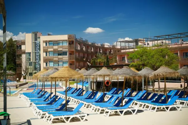 Ohtels Les Oliveres - photo 3 de l'hôtel