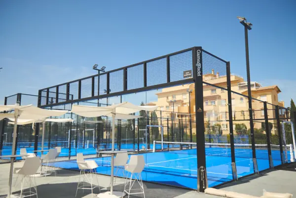 Padel court at Oliva Nova Beach & Golf Hotel, Valencian Community - photo 2