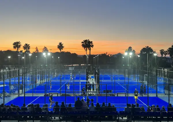 Padel court at Oliva Nova Beach & Golf Hotel, Valencian Community - photo 3