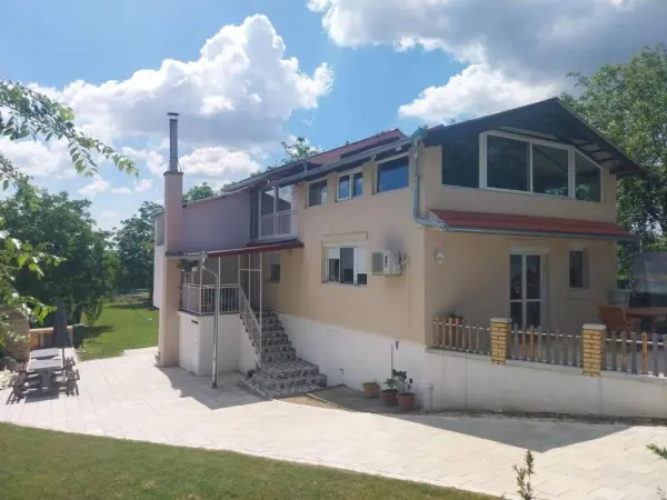 Čortanovci Padel Villa - foto 1 del hotel
