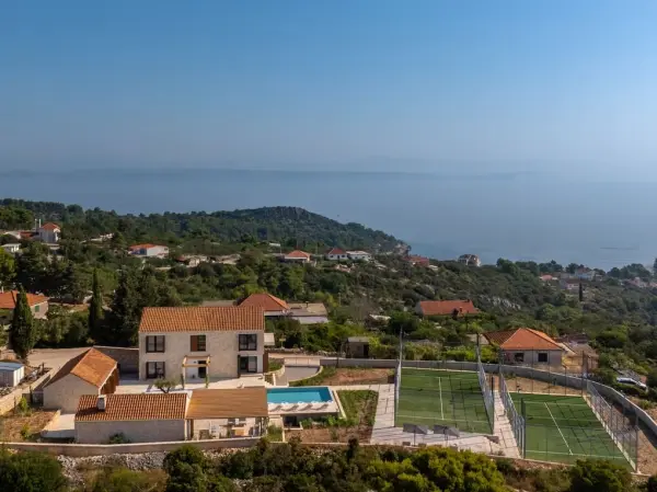 Padel Solta - photo 1 de l'hôtel