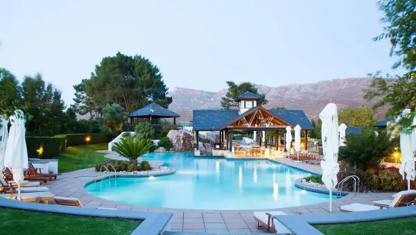 Pearl Valley Hotel - hotel photo 2