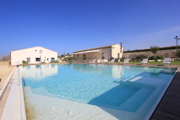 Petrantica Resort - Hotelfoto 2