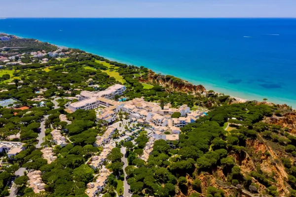 Pine Cliffs Resort - hotel photo 1