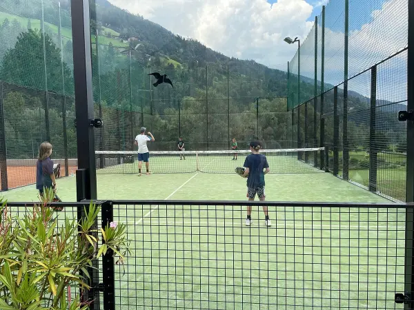 Padelplatz bei Quellenhof Luxury Resort Passeier, Südtirol - Foto 1