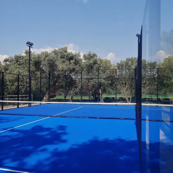 Padelplatz bei Quinta Da Praia Das Fontes, Lissabon - Foto 2