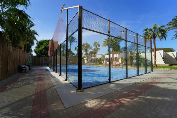 Padelplatz bei Regina Resort and Aqua Park Hurghada, Gouvernement Rotes Meer - Foto 1