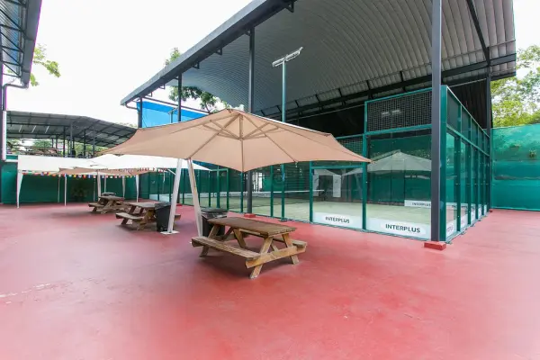 Padelplatz bei Riande Aeropuerto Hotel Casino, Provinz Panamá - Foto 2