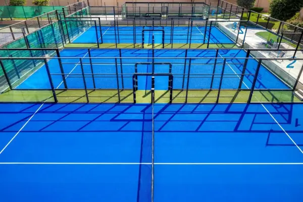 Padelplatz bei Saadiyat Rotana Resort and Villas, Abu Dhabi - Foto 2