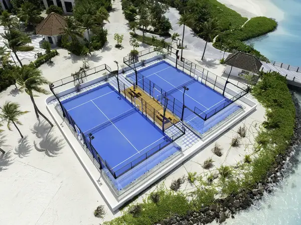 Padelplatz bei SAii Hotels & Resorts, Süd-Malé-Atoll - Foto 1
