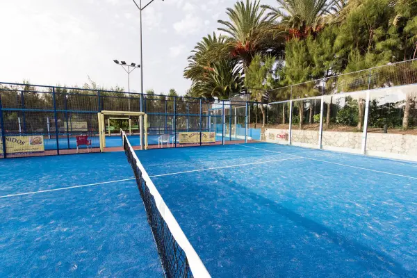 Pista de pádel en SBH Costa Calma Palace, Islas Canarias - foto 2