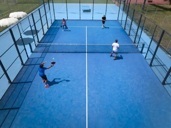 Padelplatz bei Serenè Resort, Kalabrien - Foto 1