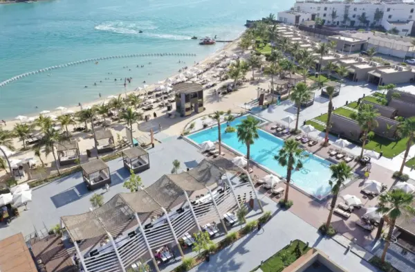 Shades Beach Club - Hotelfoto 1
