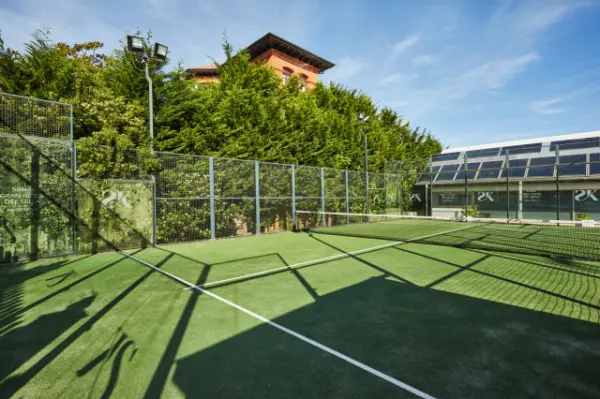 Pista de pádel en Silken Gran Hotel del Sella, Asturias - foto 1