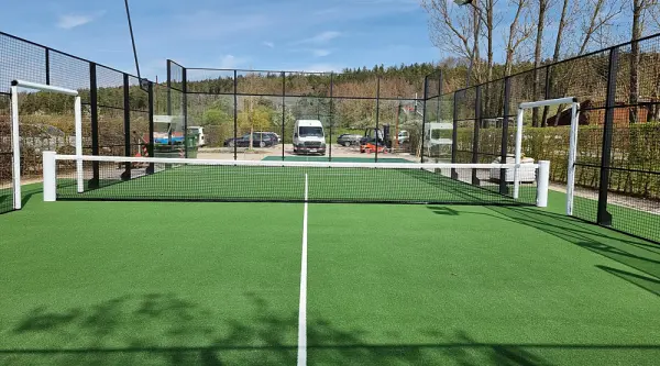 Padelplatz bei Spa & GolfResort Weimarer Land, Thüringen - Foto 1