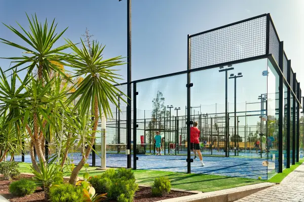 Padelplatz bei Sport Hotel Monte Feliz - powered by Playitas, Kanarische Inseln - Foto 1