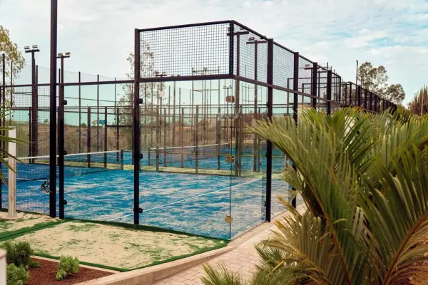 Padelplatz bei Sport Hotel Monte Feliz - powered by Playitas, Kanarische Inseln - Foto 2