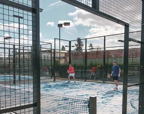 Padelplatz bei Stoke Park, Bucks - Foto 1