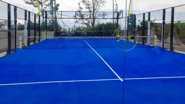 Padel court at Suisse Thermal Village, Casamicciola Terme - photo 2