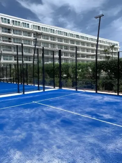 Padelplatz bei Sunrise Beach Hotel, Protaras - Foto 1