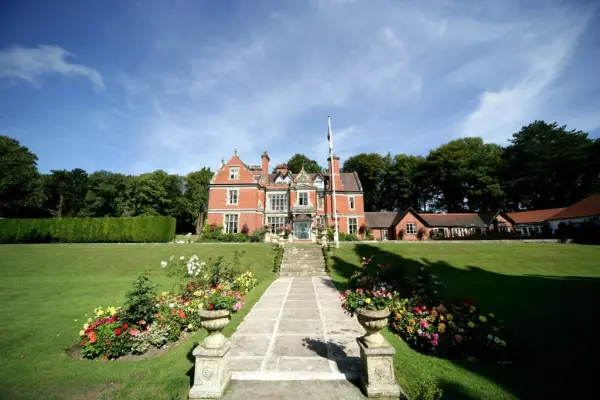 The Coed-y-Mwstwr Hotel - Hotelfoto 2