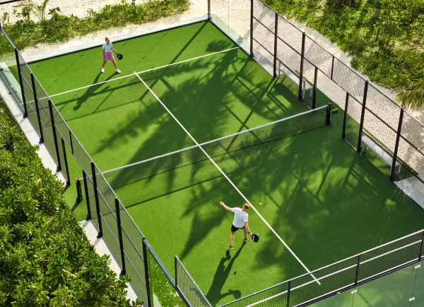 Terrain de padel : The Nautilus Maldives, Atoll de Baa - photo 1