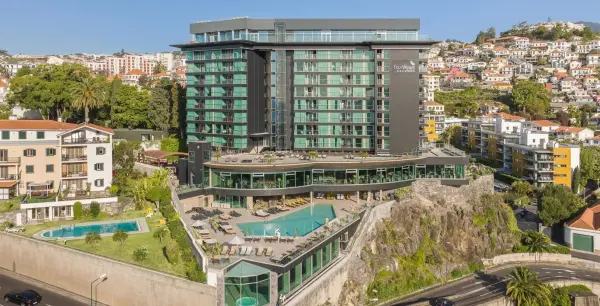 The Views Baia - foto 1 del hotel