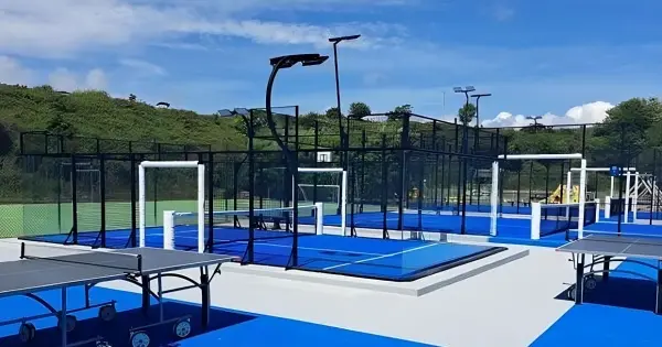 Terrain de padel : The Warren Resort & Spa, Abersoch - photo 2