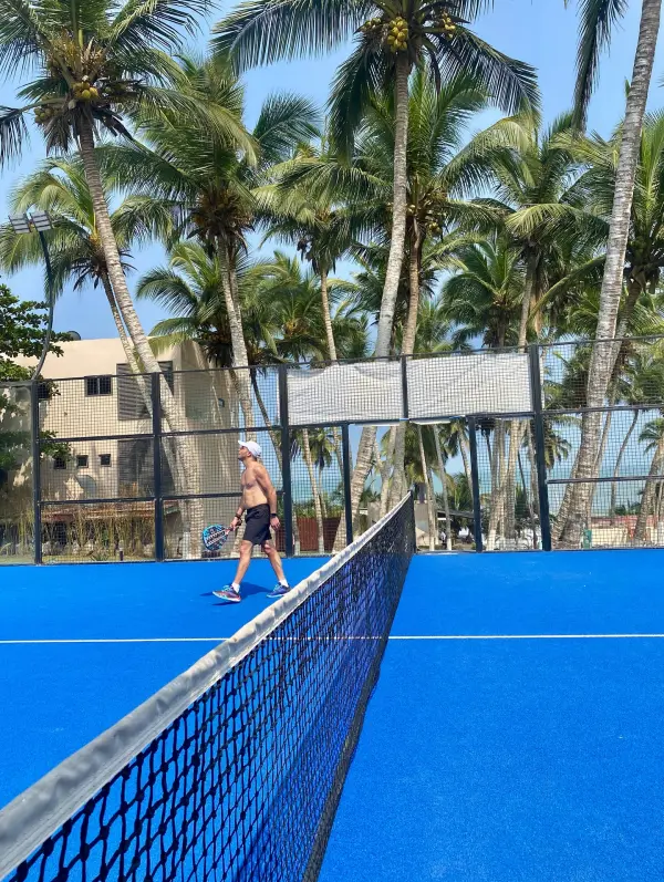 Padelplatz bei Tills Beach Resort, Gomoa Fetteh - Foto 2