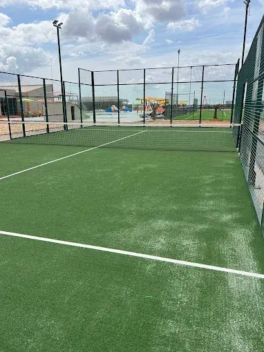 Pista de pádel en Vila Gale Nep Kids, Beja - foto 2