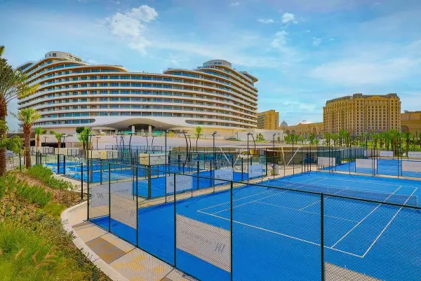 Padelplatz bei Waldorf Astoria Doha Lusail, Doha - Foto 2